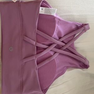 Pink LULULEMON energy bra high neck size 4 never worn 😊